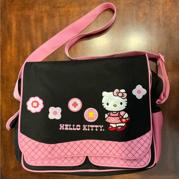 Hello Kitty Crossbody Messenger Large Bookbag Bag - Picture 1 of 6